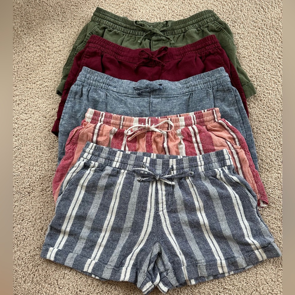 Old Navy women’s tie shorts lot, size Medium